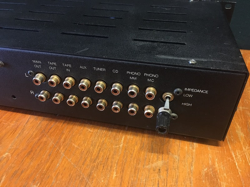 Audio Innovations Series 800 valve power amp + 800c pre amplifier