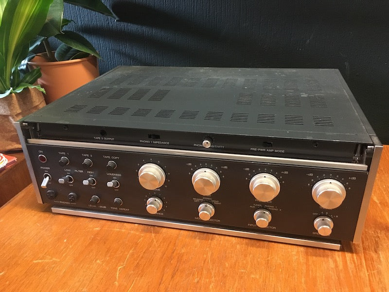 Revox B750 amplifier