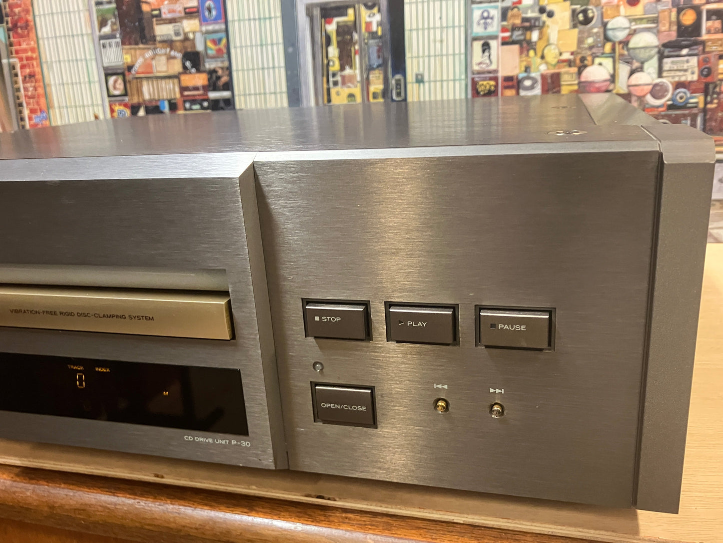 TEAC P30 CD TRANSPORT