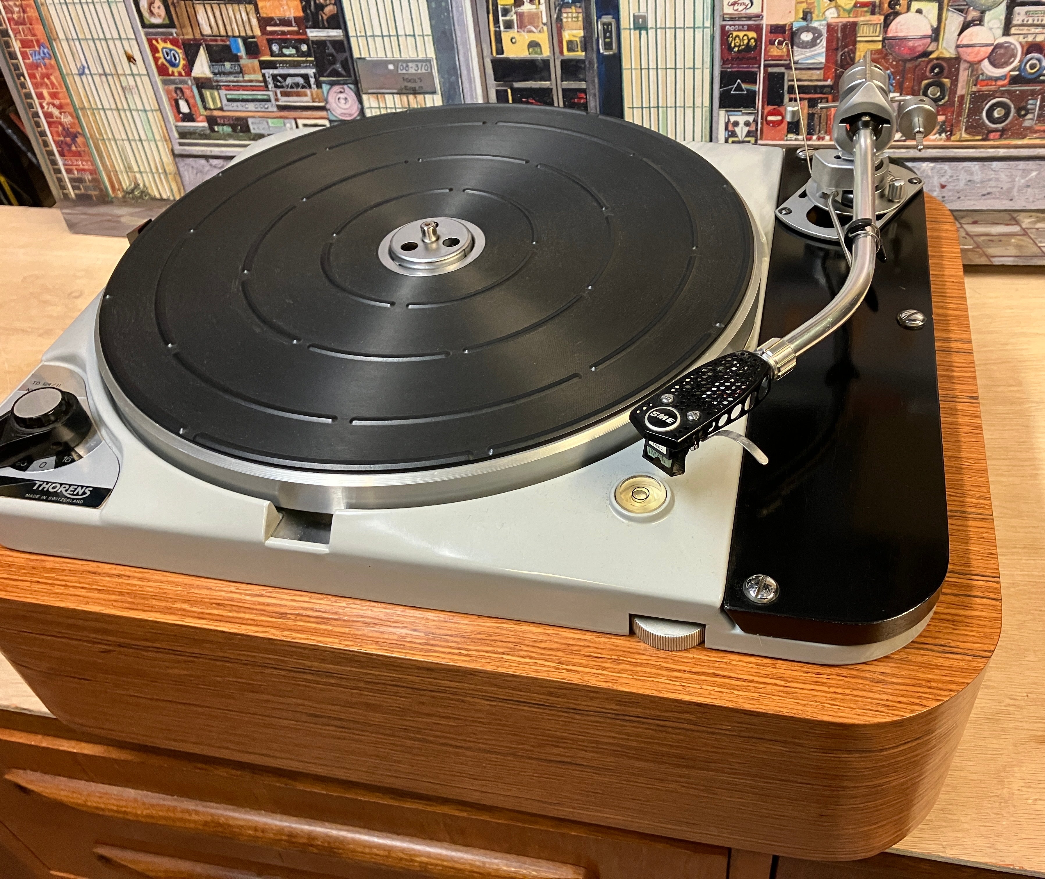 THORENS TD124 Mk 2 + SME 3009 TURNTABLE – AudioGoldLondon