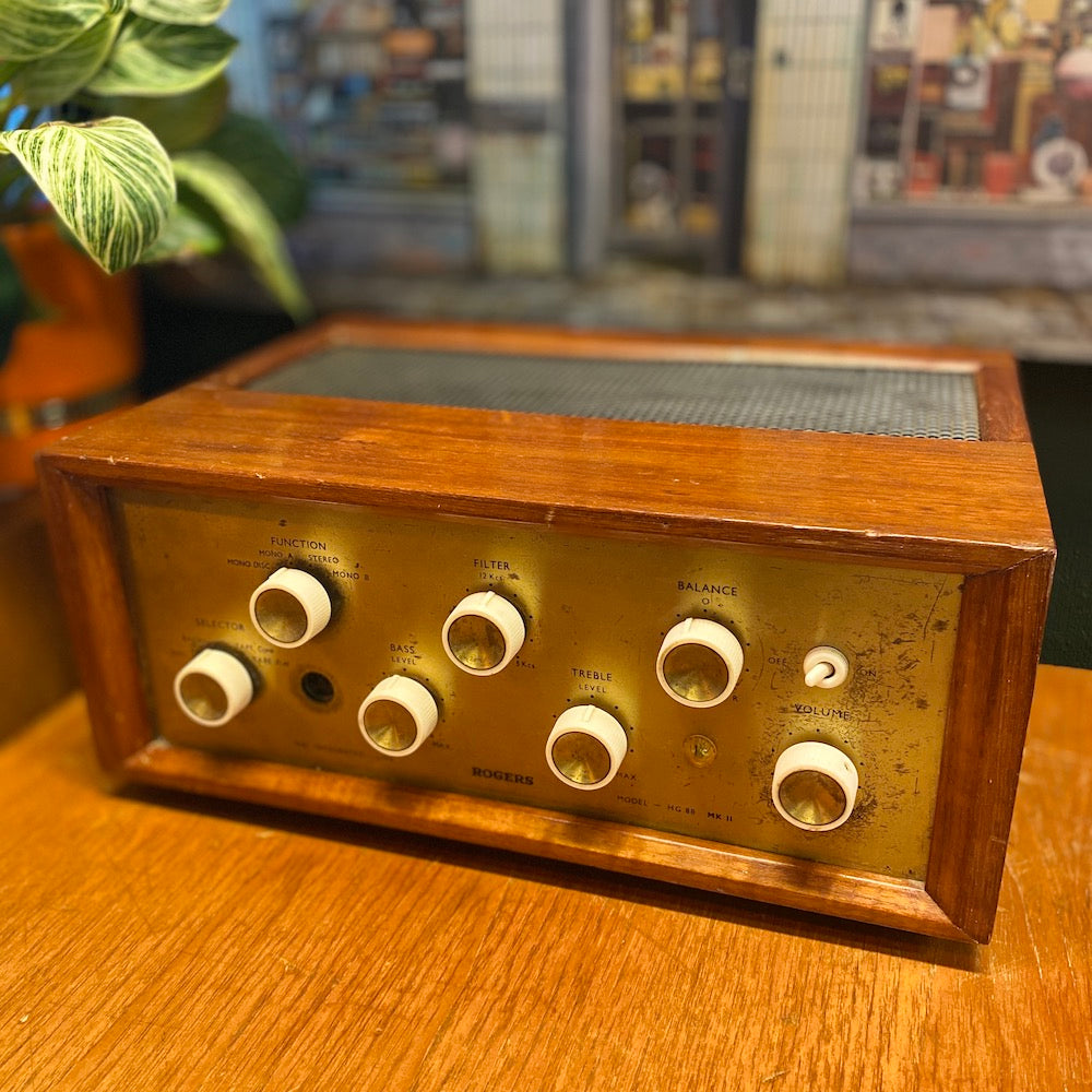 Rogers - HG-88 Amplificateur intégré à lampe Rogers - HG-88 Amplificateur intégré à lampe