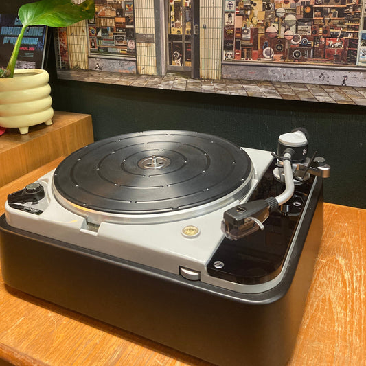 Thorens TD 124/II with Ortofon AS-212R tonearm